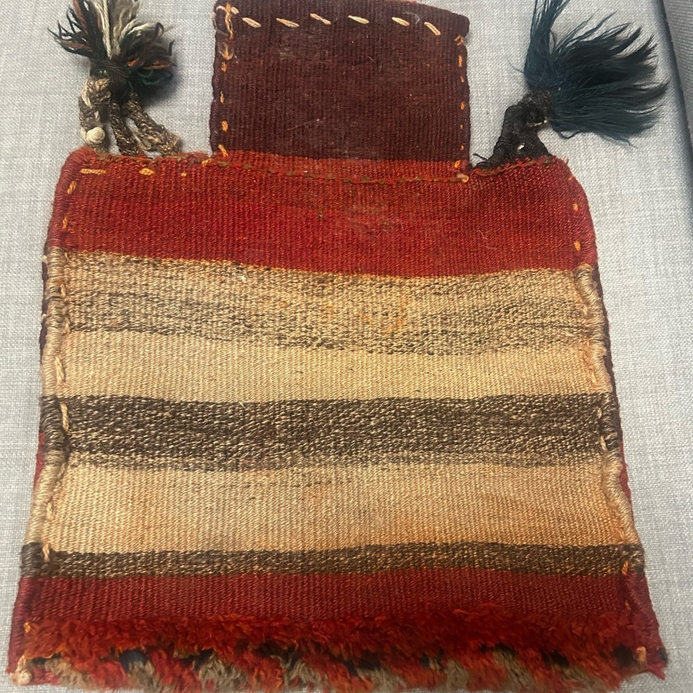 Antique Soumak Baktiari Salt/Saddle Bag #10242410 - Picture 8 of 16